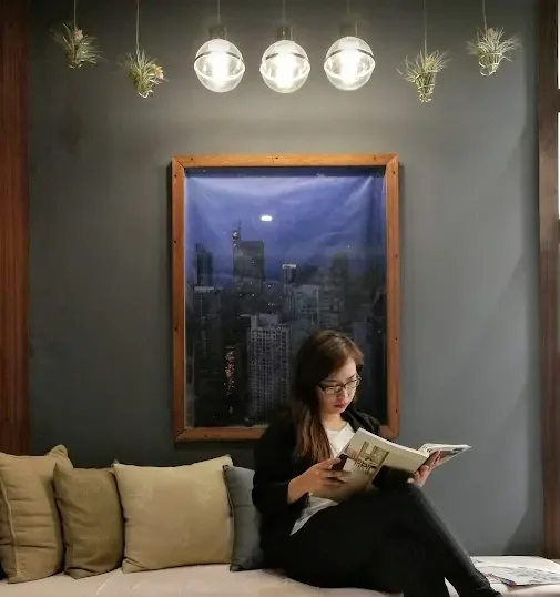 reading-person